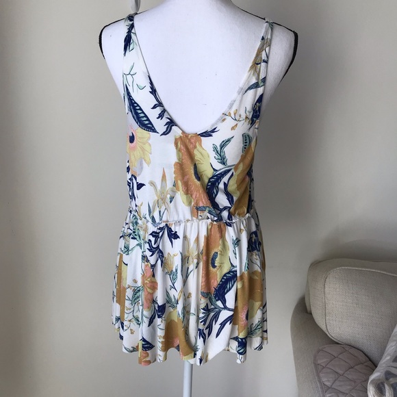 UO Kimchi Blue Celestial Dreams Tank Top - Picture 7 of 7